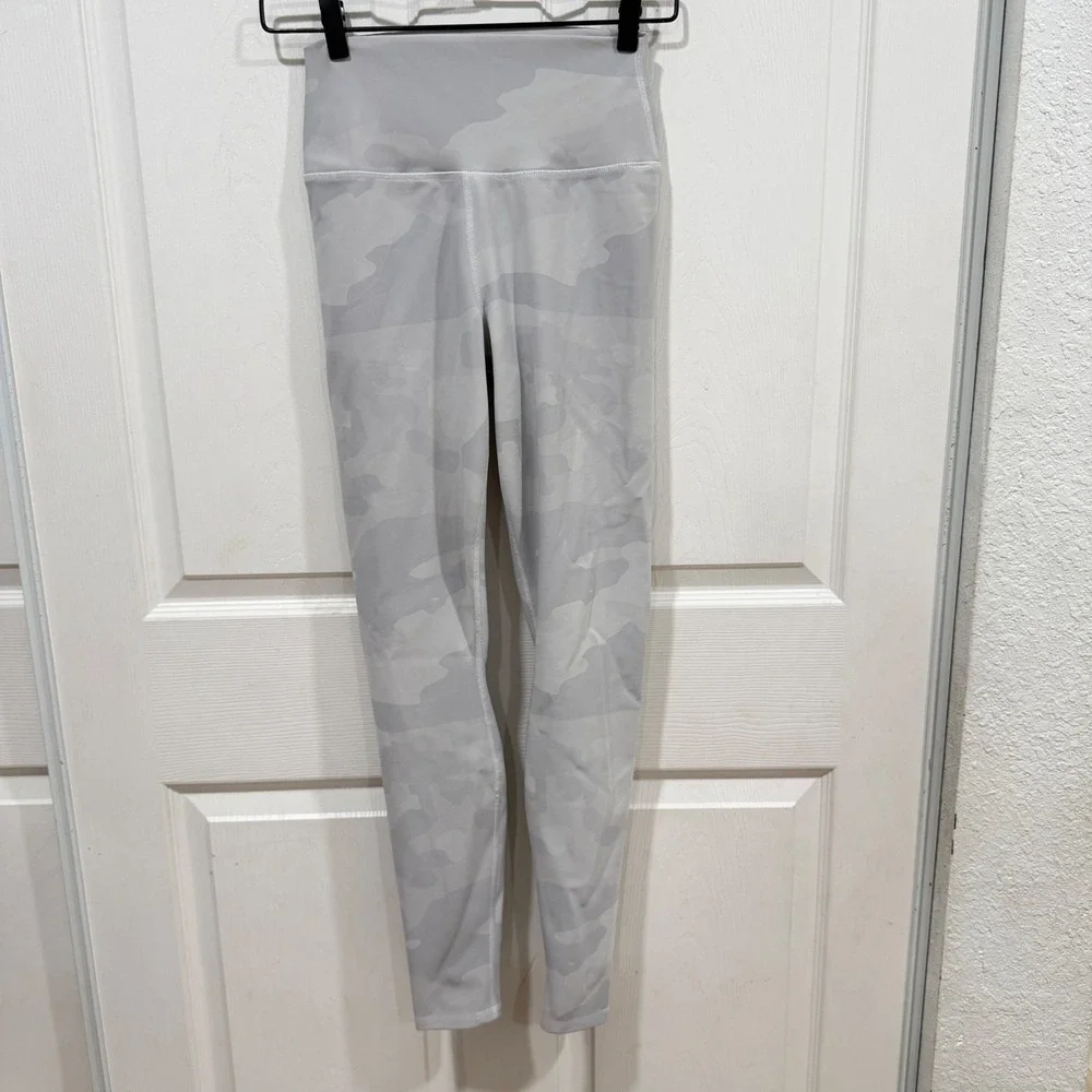 Alo Yoga High Waist Vapor Camo Leggings Grey Camouflage W5707R RN87370